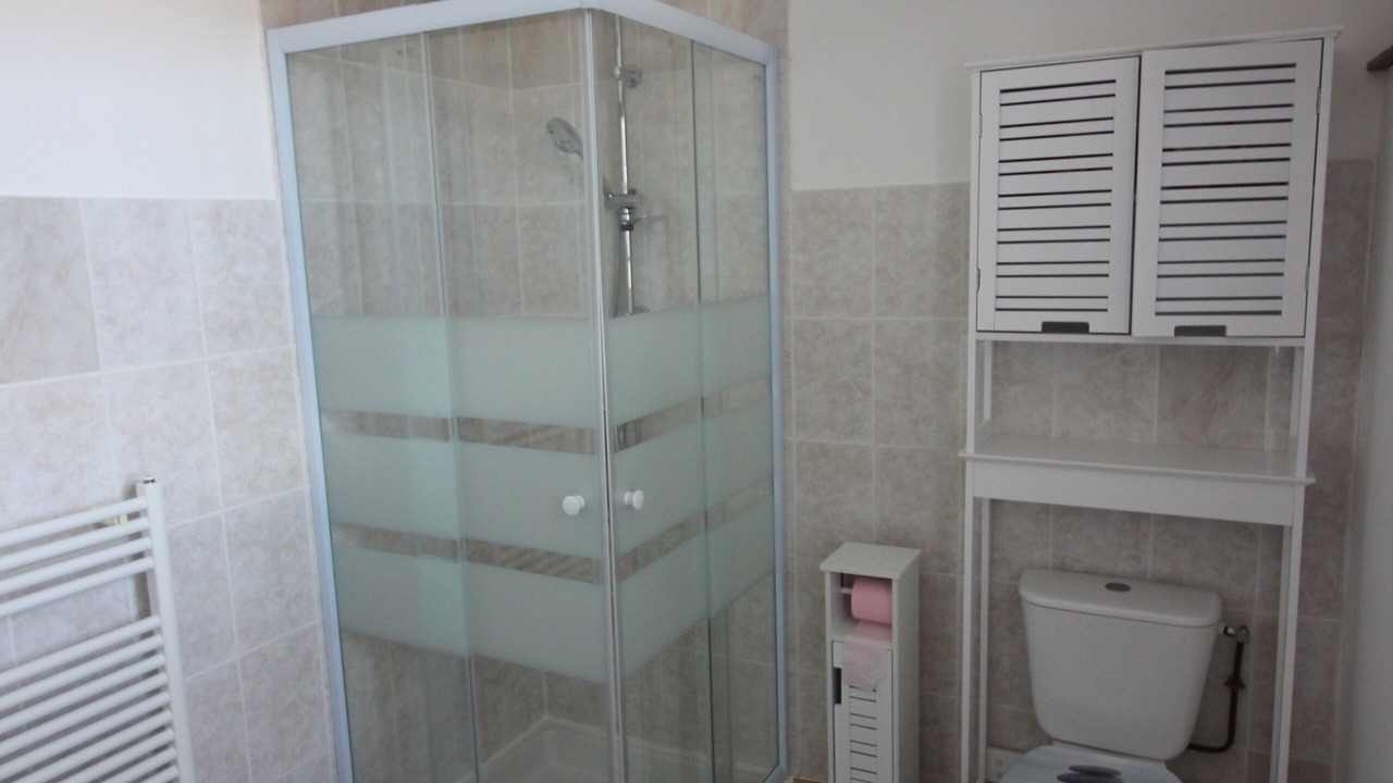 Photo of Bathroom in Le Somail
