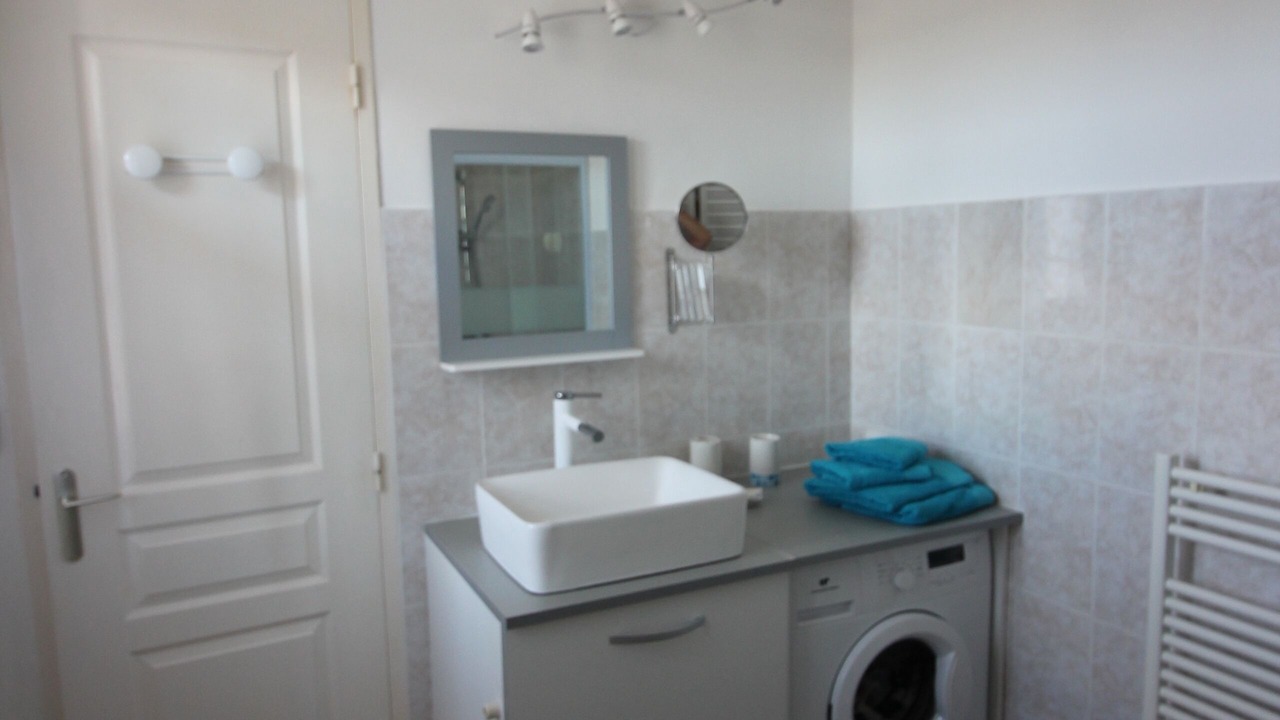 Photo of Bathroom in Le Somail