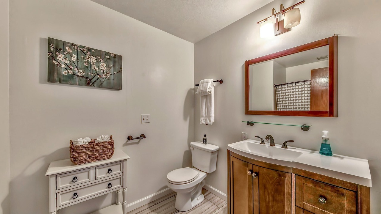 Photo of Bathroom in North Upper Truckee