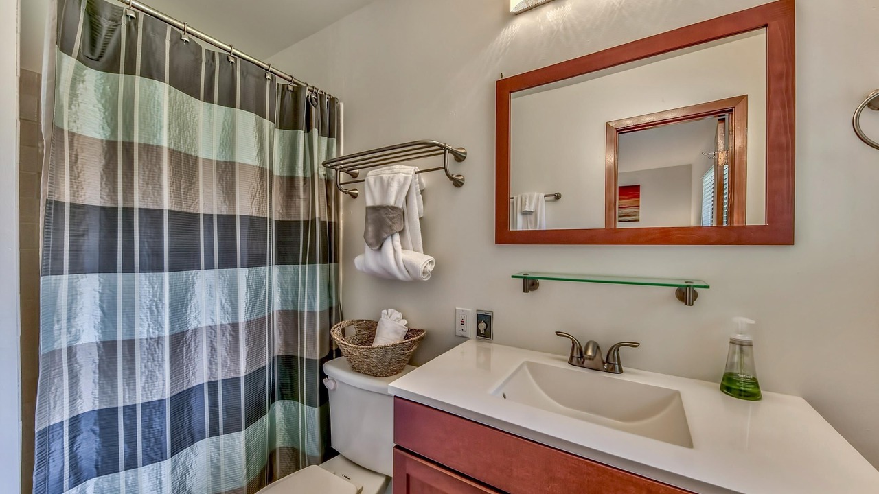 Photo of Bathroom in North Upper Truckee