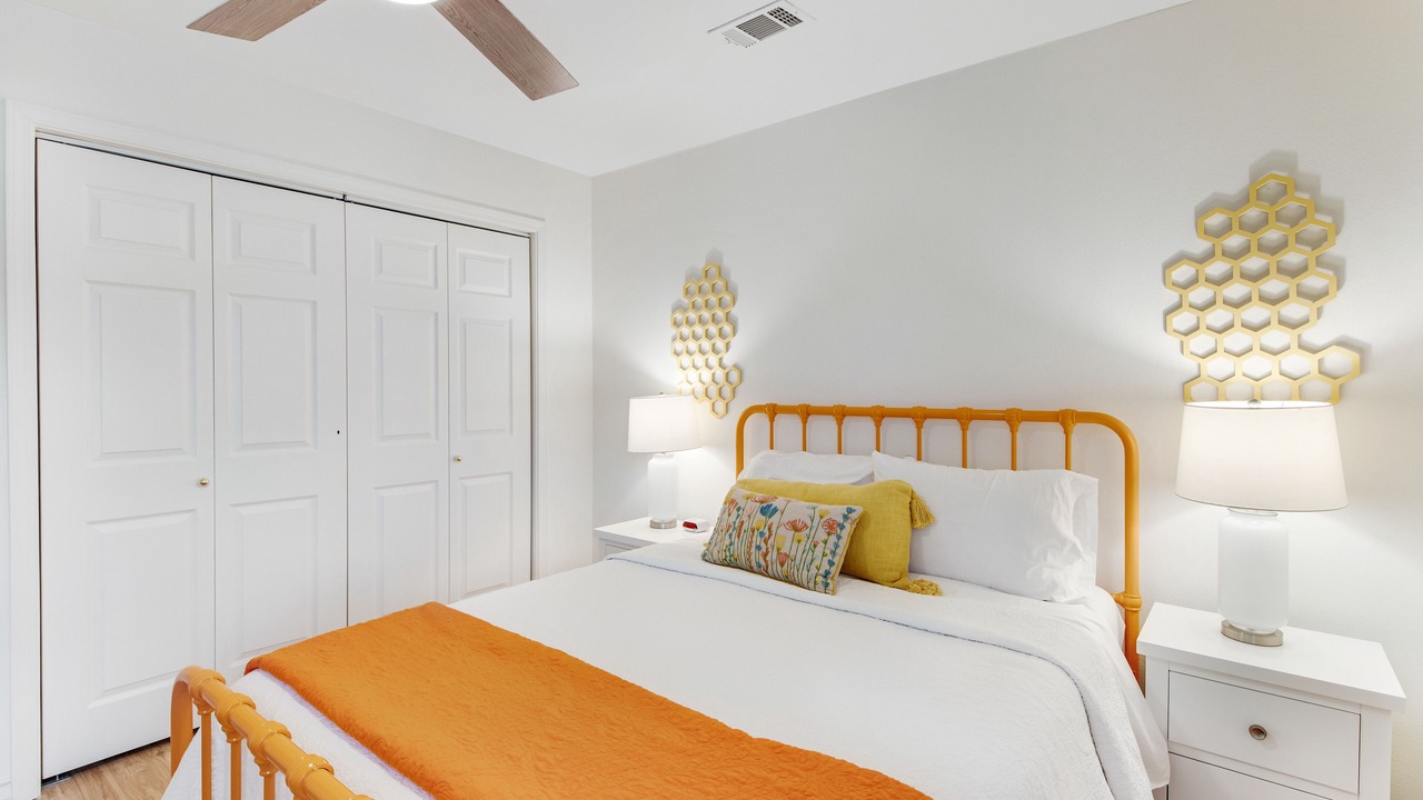 Photo of Bedroom in Oatmeal