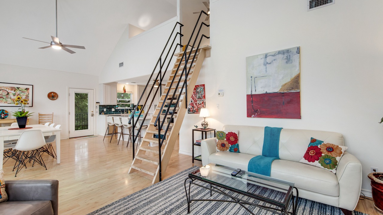 Photo of Livingroom in Oatmeal