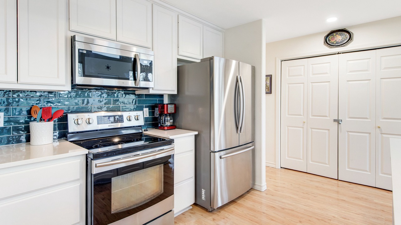 Photo of Kitchen in Oatmeal