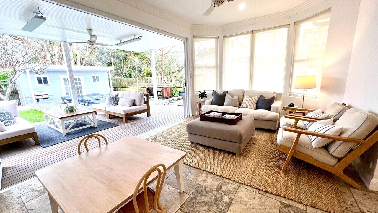 Photo of Livingroom in Curl Curl