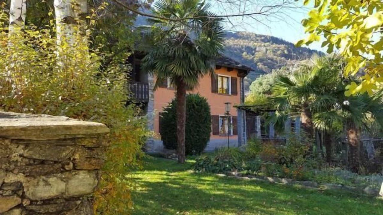 Photo of Others in Semione