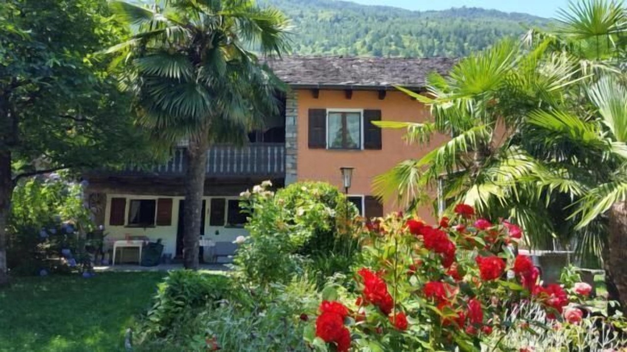 Photo of Others in Semione