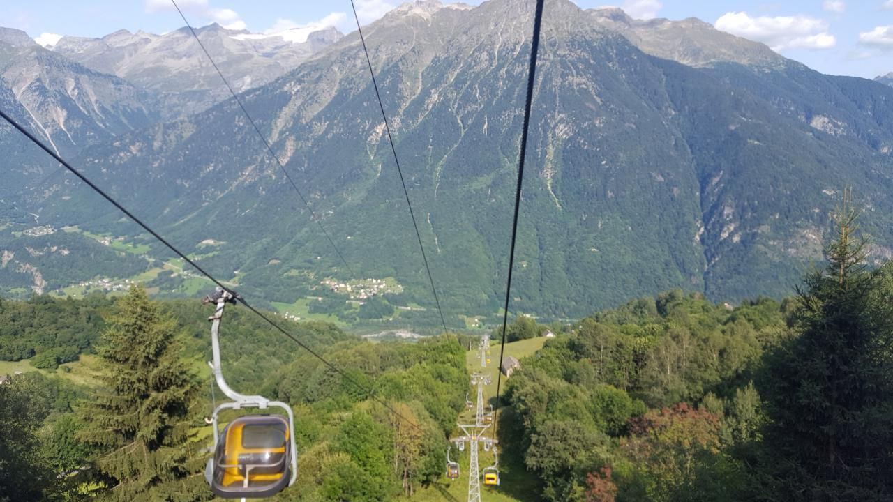 Photo of Others in Semione