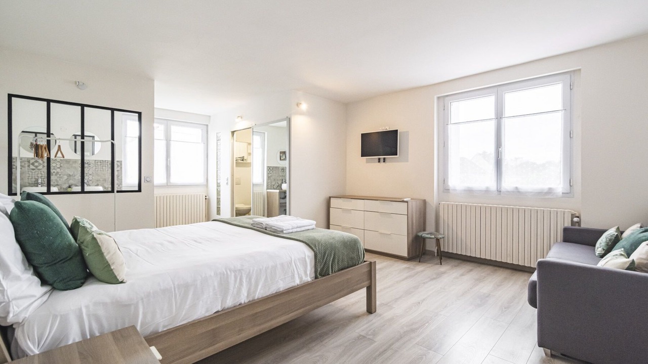 Photo of Bedroom in Quincy-Voisins