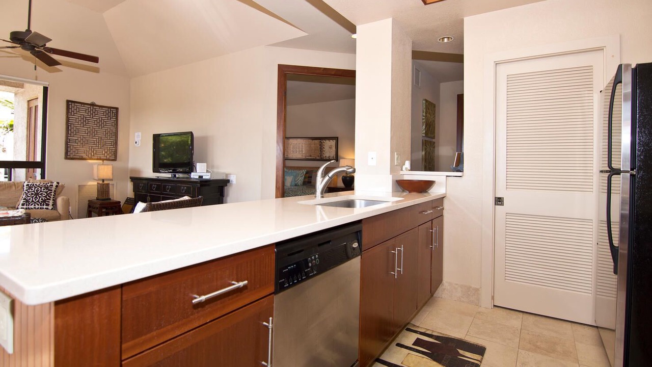 Photo of Kitchen in Waikoloa