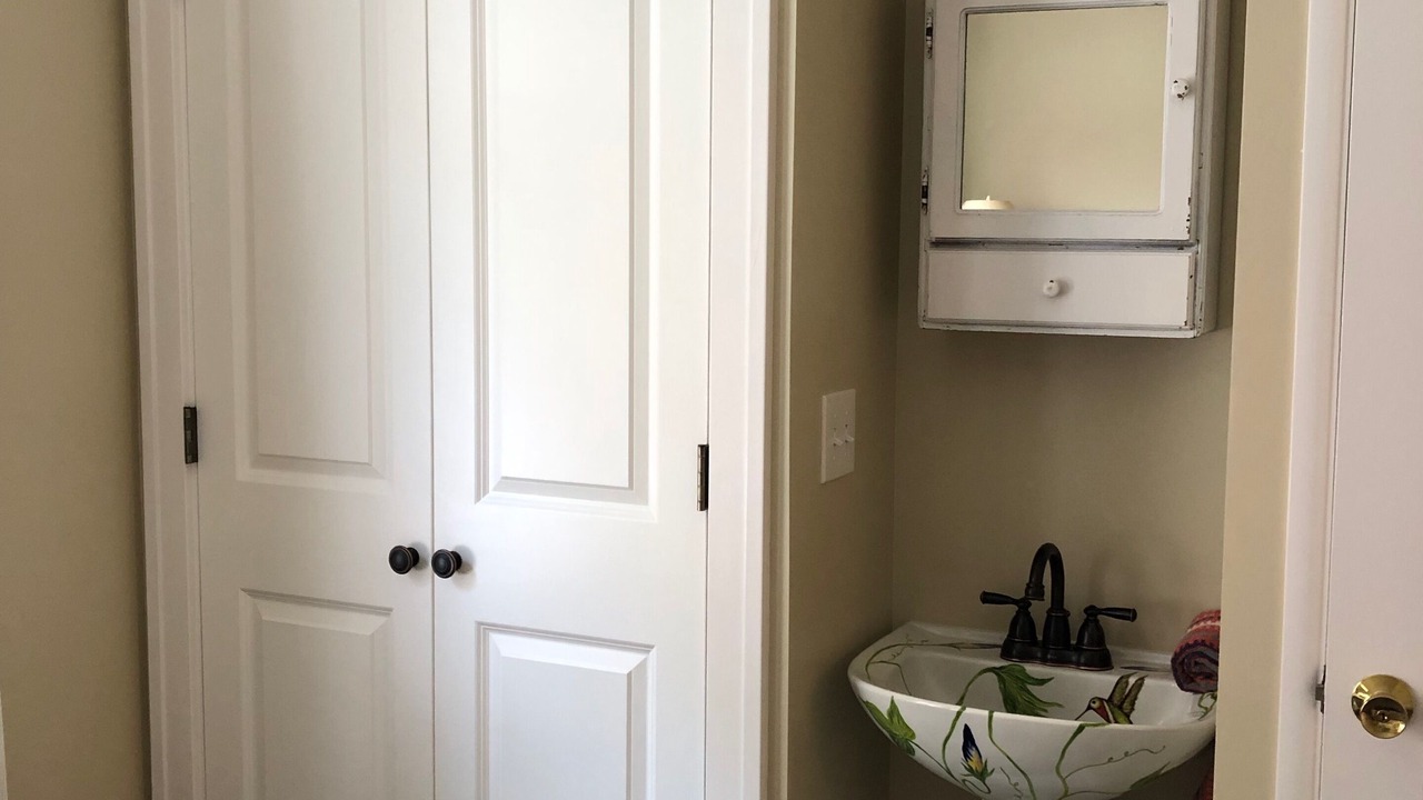 Photo of Bathroom in Cathlamet