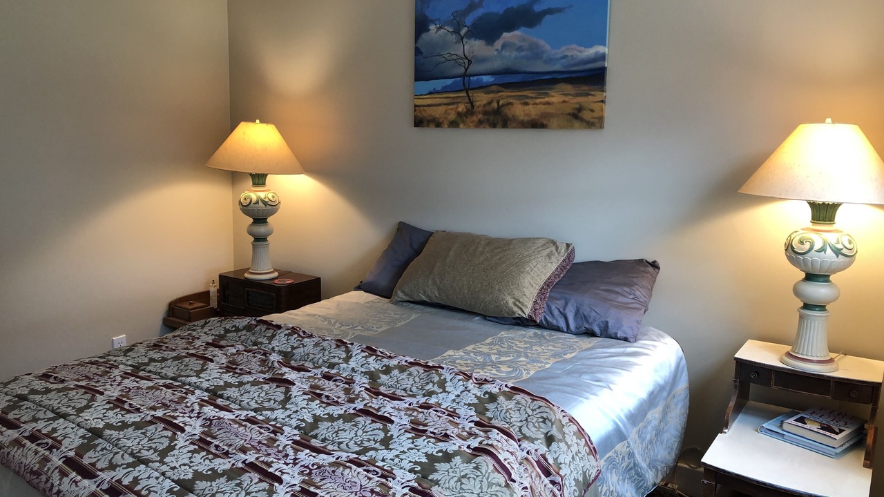 Photo of Bedroom in Cathlamet
