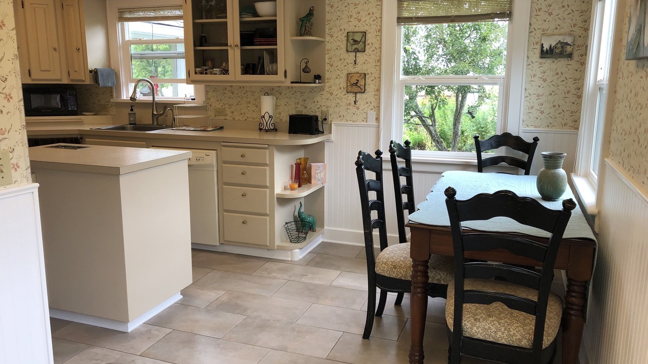 Photo of Kitchen in Cathlamet