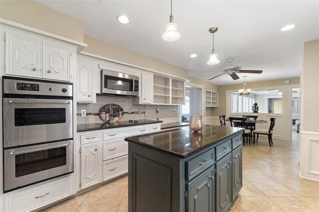 Photo of Kitchen in Woodlake - Briar Meadow