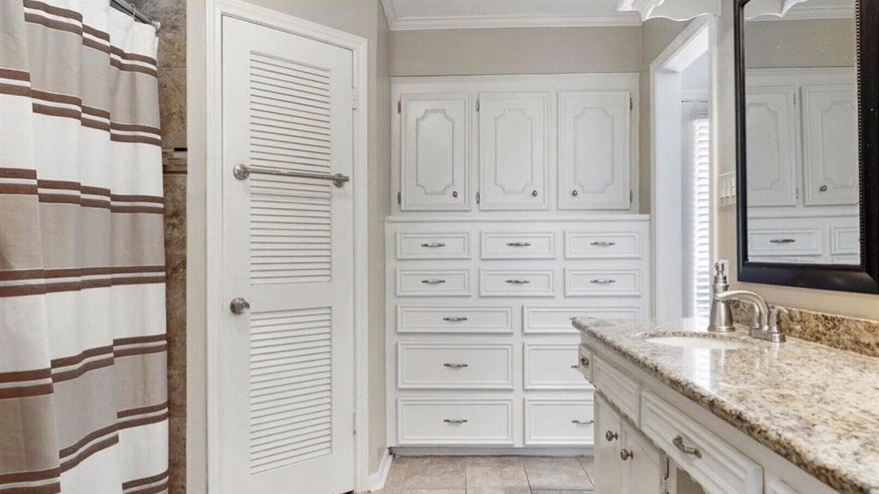 Photo of Bathroom in Woodlake - Briar Meadow
