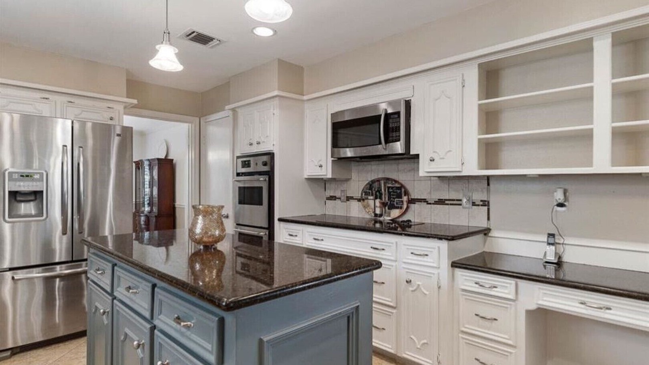 Photo of Kitchen in Woodlake - Briar Meadow