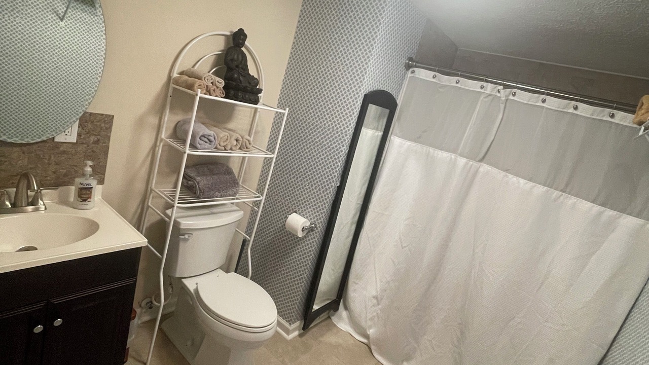 Photo of Bathroom in Avondale Melbourne Heights