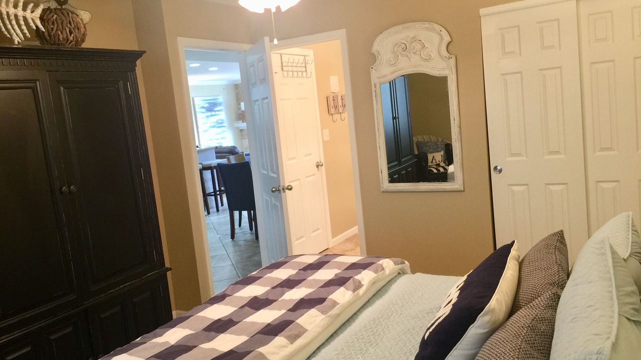 Photo of Bedroom in Camdenton