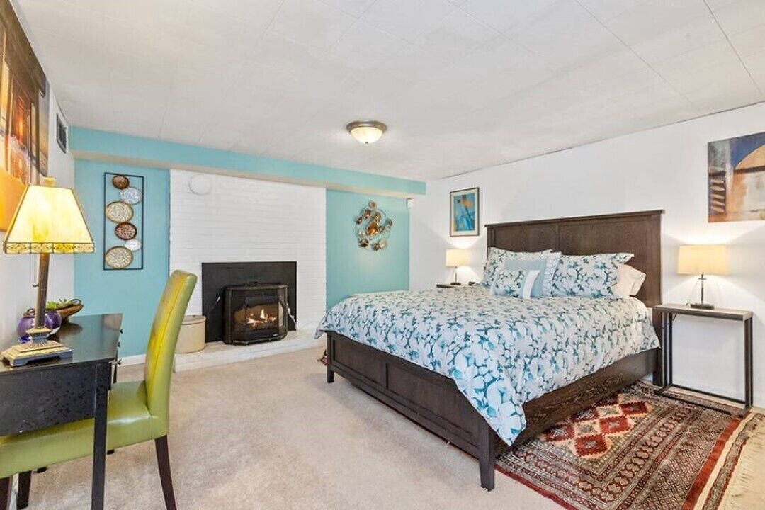 Photo of Bedroom in Bryn Mawr-Skyway