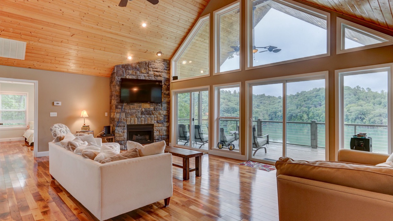 Photo of Livingroom in Jacksboro