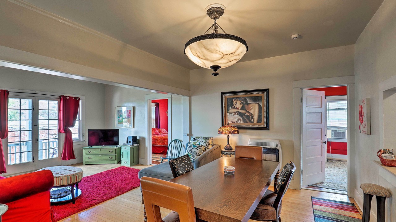 Photo of Livingroom in Bisbee