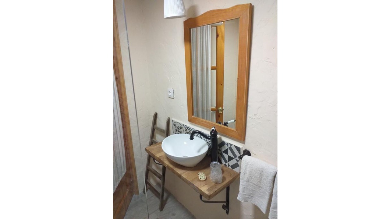 Photo of Bathroom in Denuy