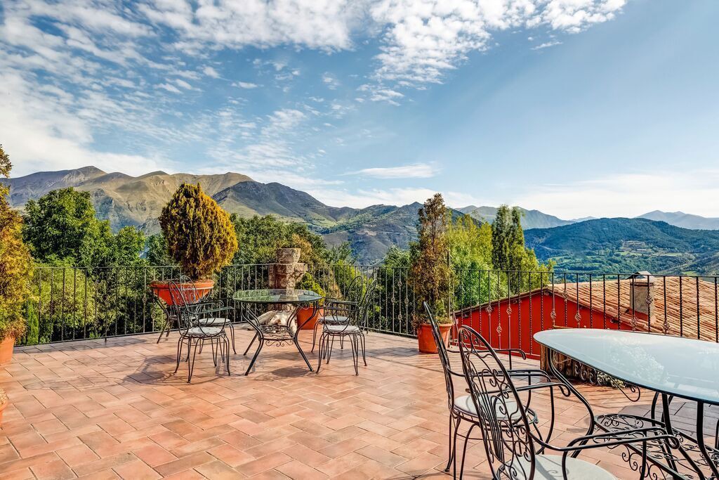 Photo of Outdoor in Denuy