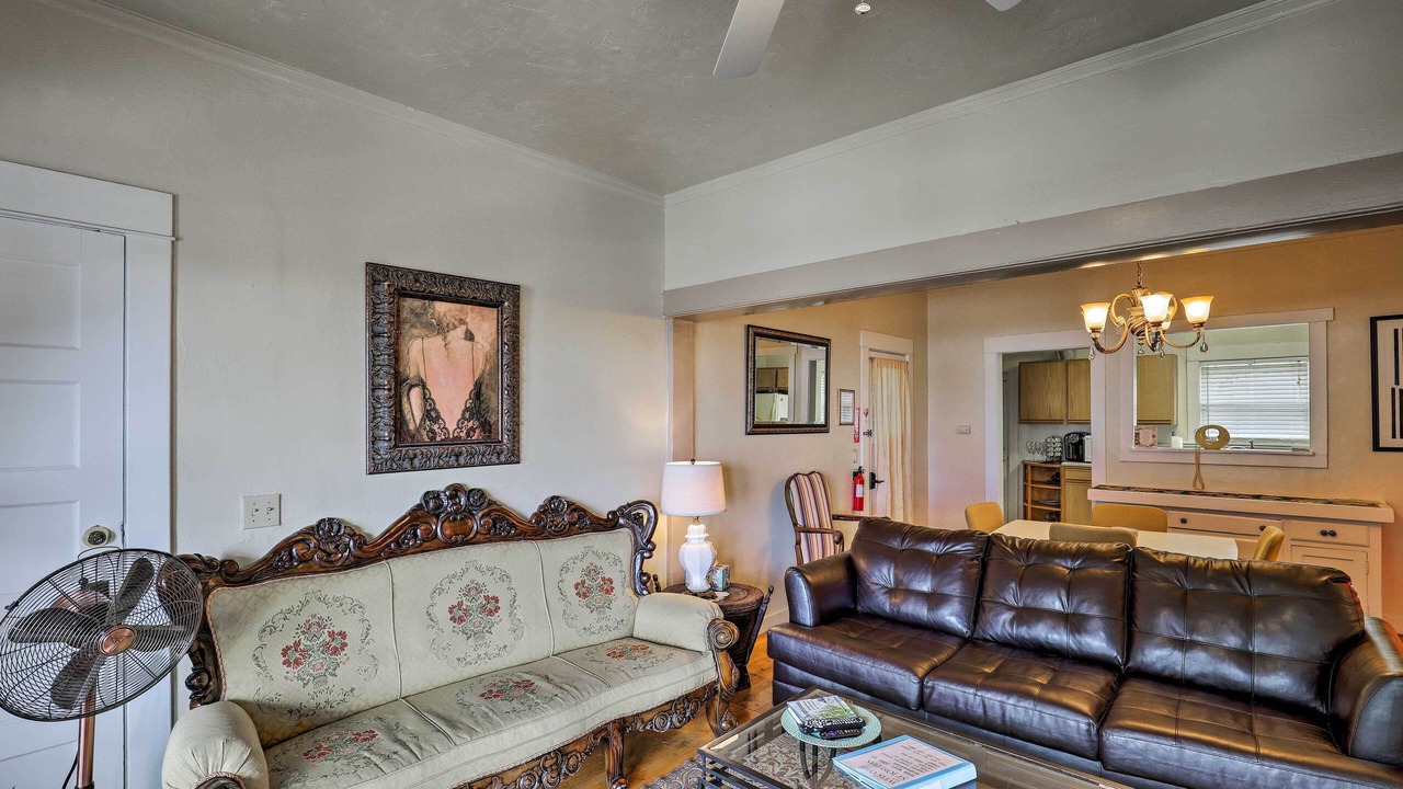 Photo of Livingroom in Bisbee
