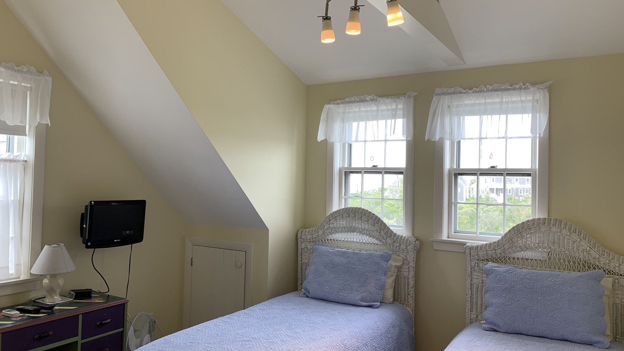 Photo of Others in Brant Point