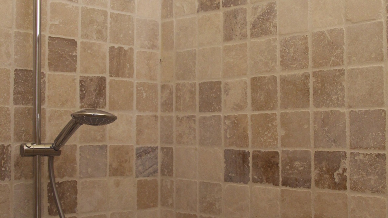 Photo of Bathroom in Ambillou