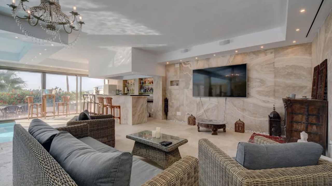 Photo of Livingroom in El Paraiso