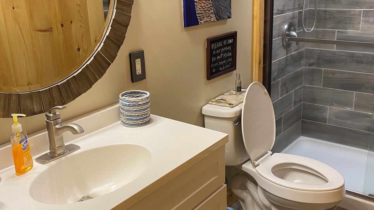 Photo of Bathroom in Carroll Valley