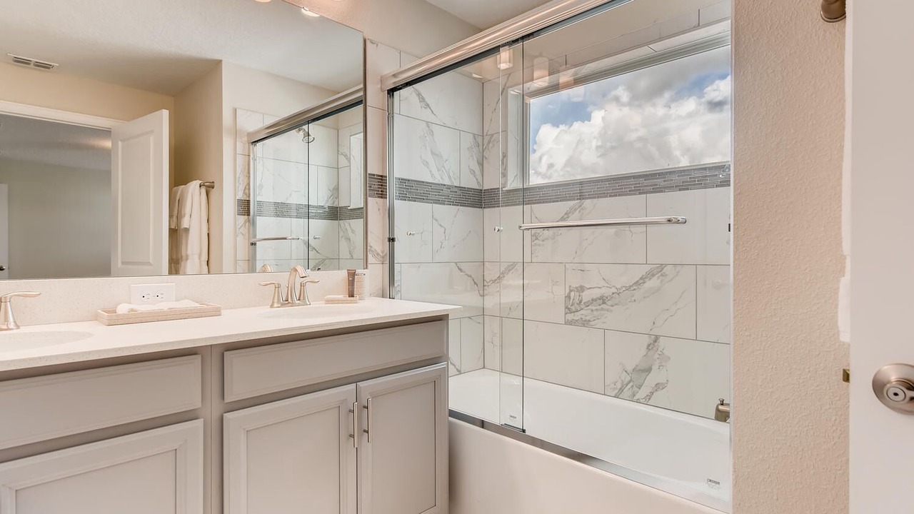 Photo of Bathroom in Davenport