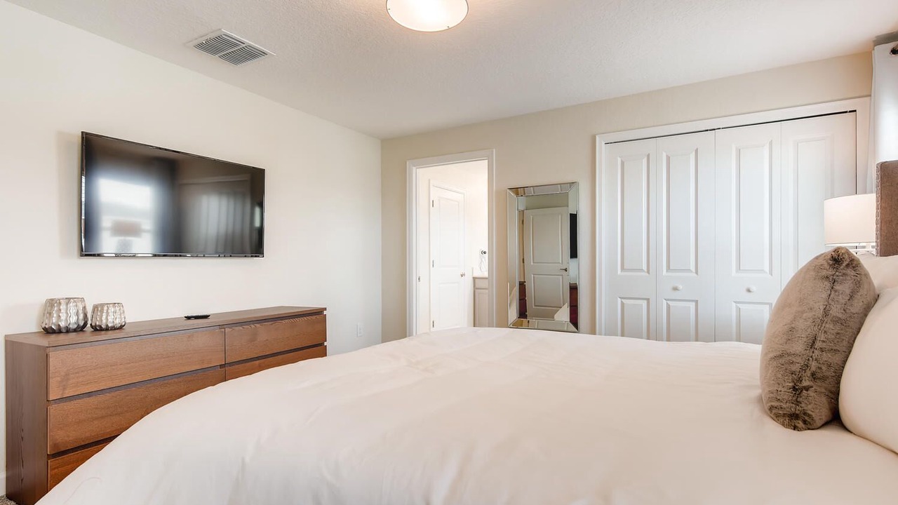 Photo of Bedroom in Davenport