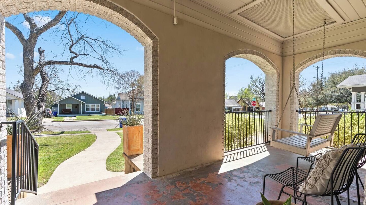 Photo of Outdoor in Brookview