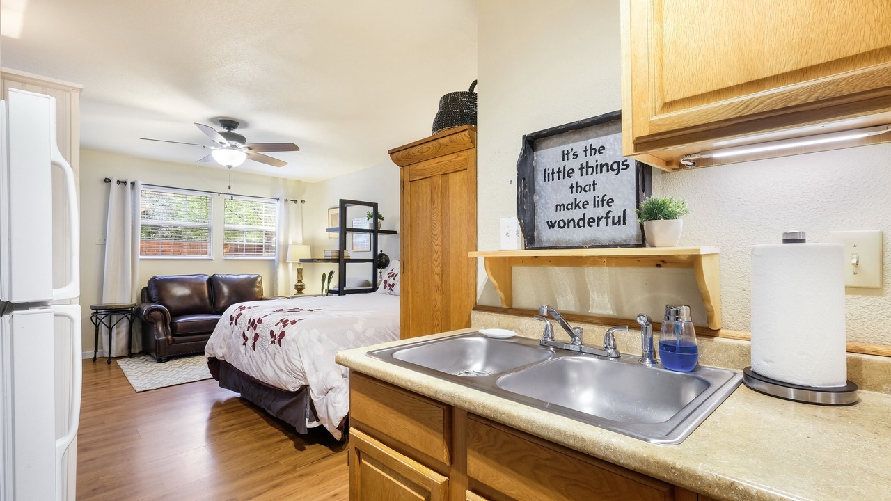 Photo of Bedroom in North San Antonio - SAT