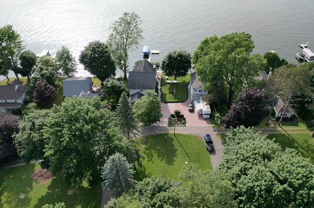 Photo of Outdoor in Livonia
