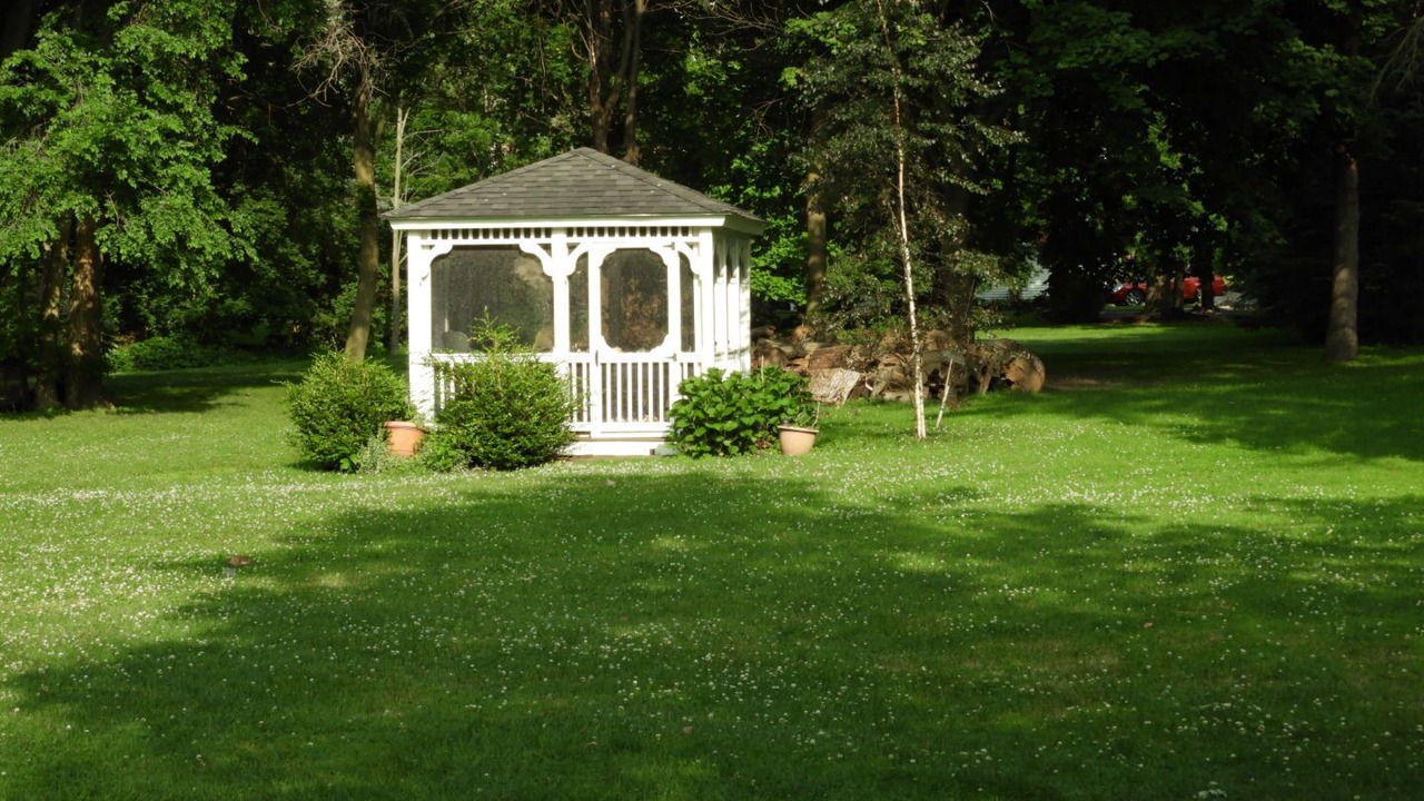 Photo of Outdoor in Livonia