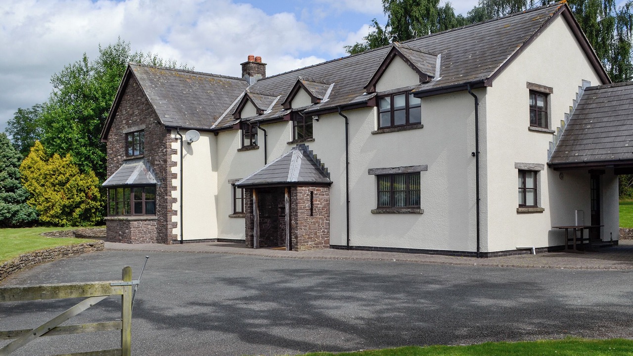 Photo of Others in Llanfihangel Tal-y-llyn