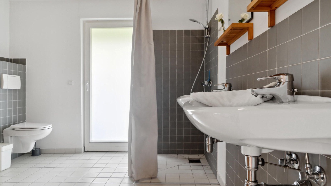 Photo of Bathroom in Askeby