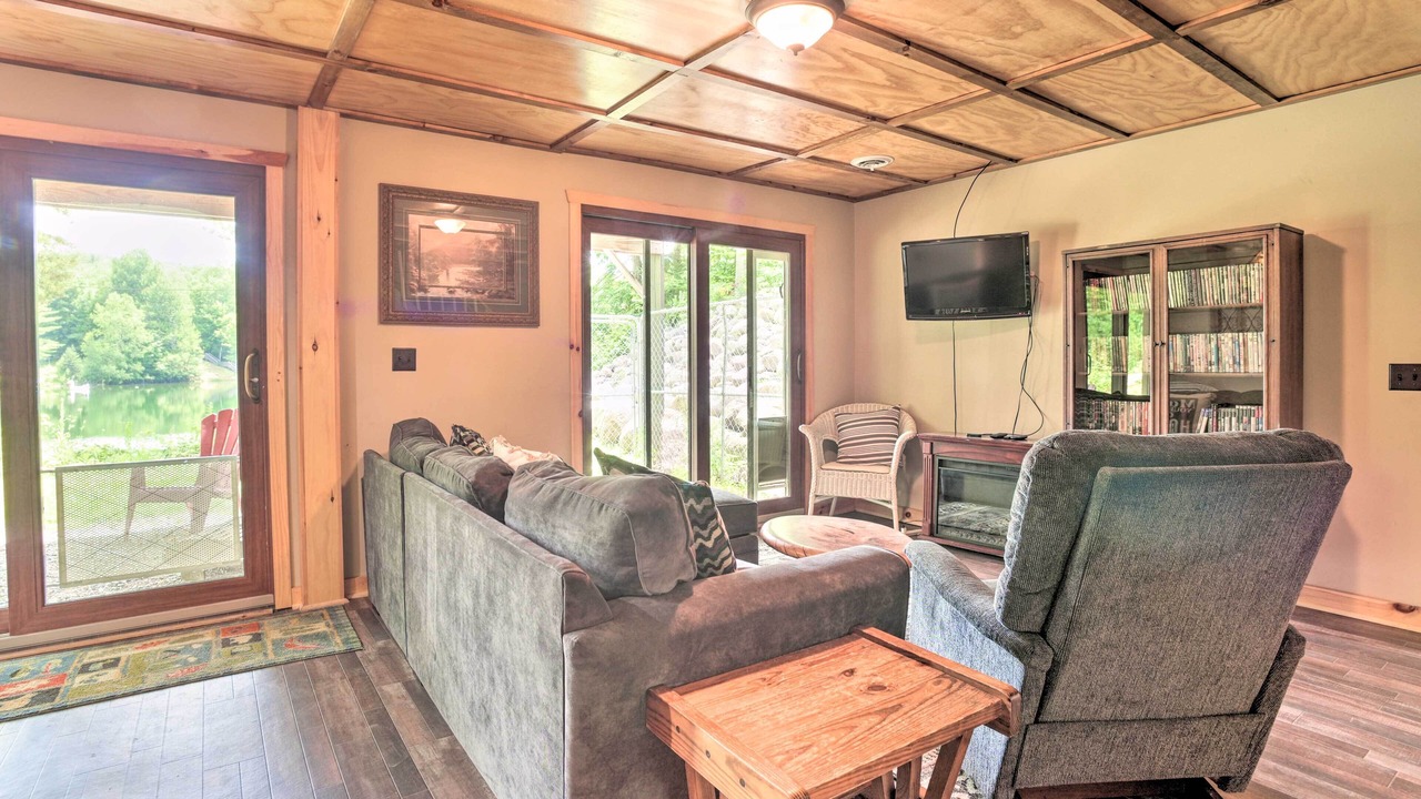 Photo of Livingroom in Glenfield