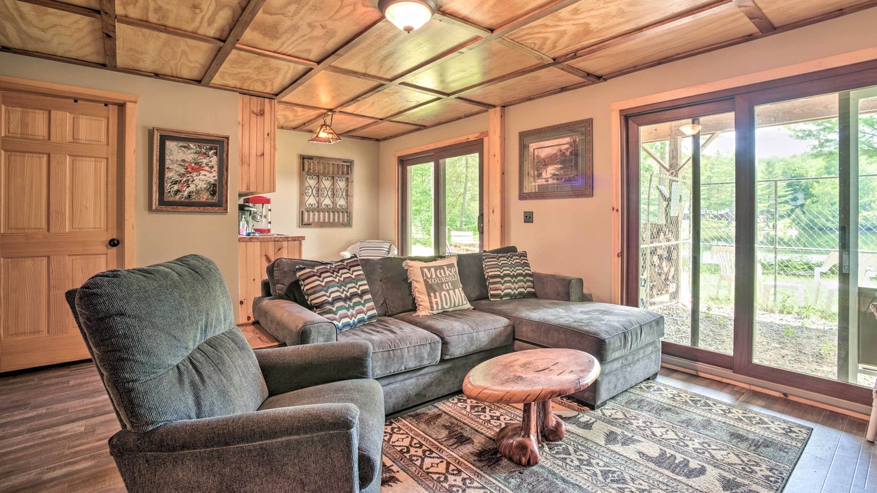 Photo of Livingroom in Glenfield