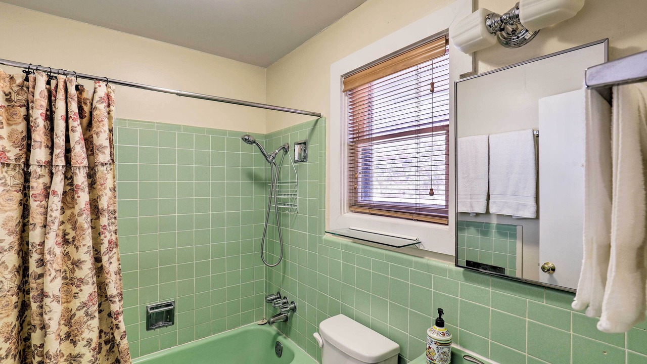 Photo of Bathroom in Bisbee