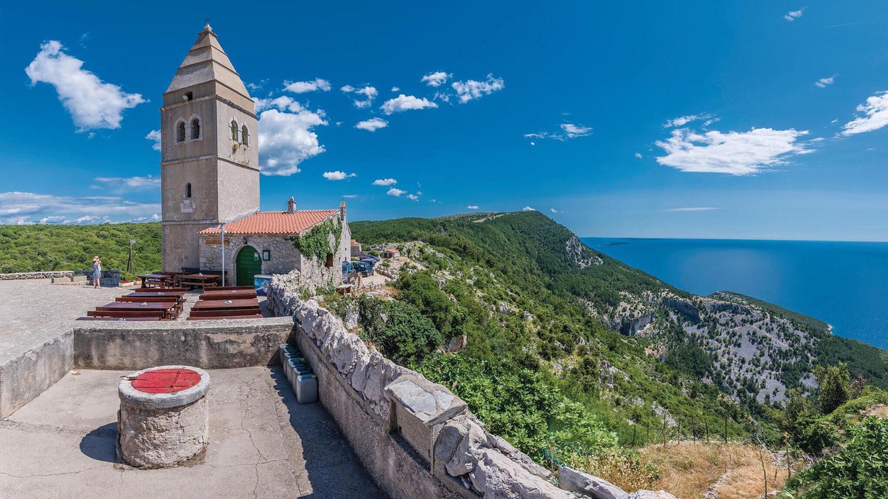Photo of Others in Cres