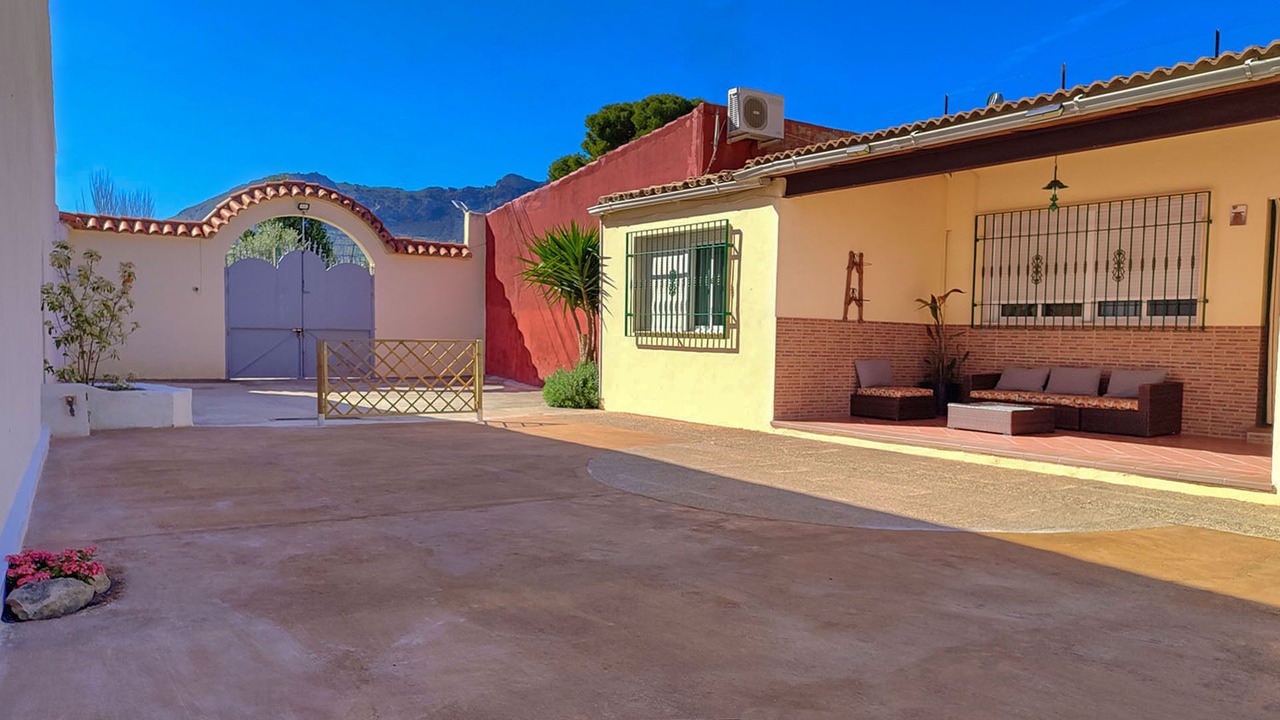 Photo of Patio Balcony in Jodar