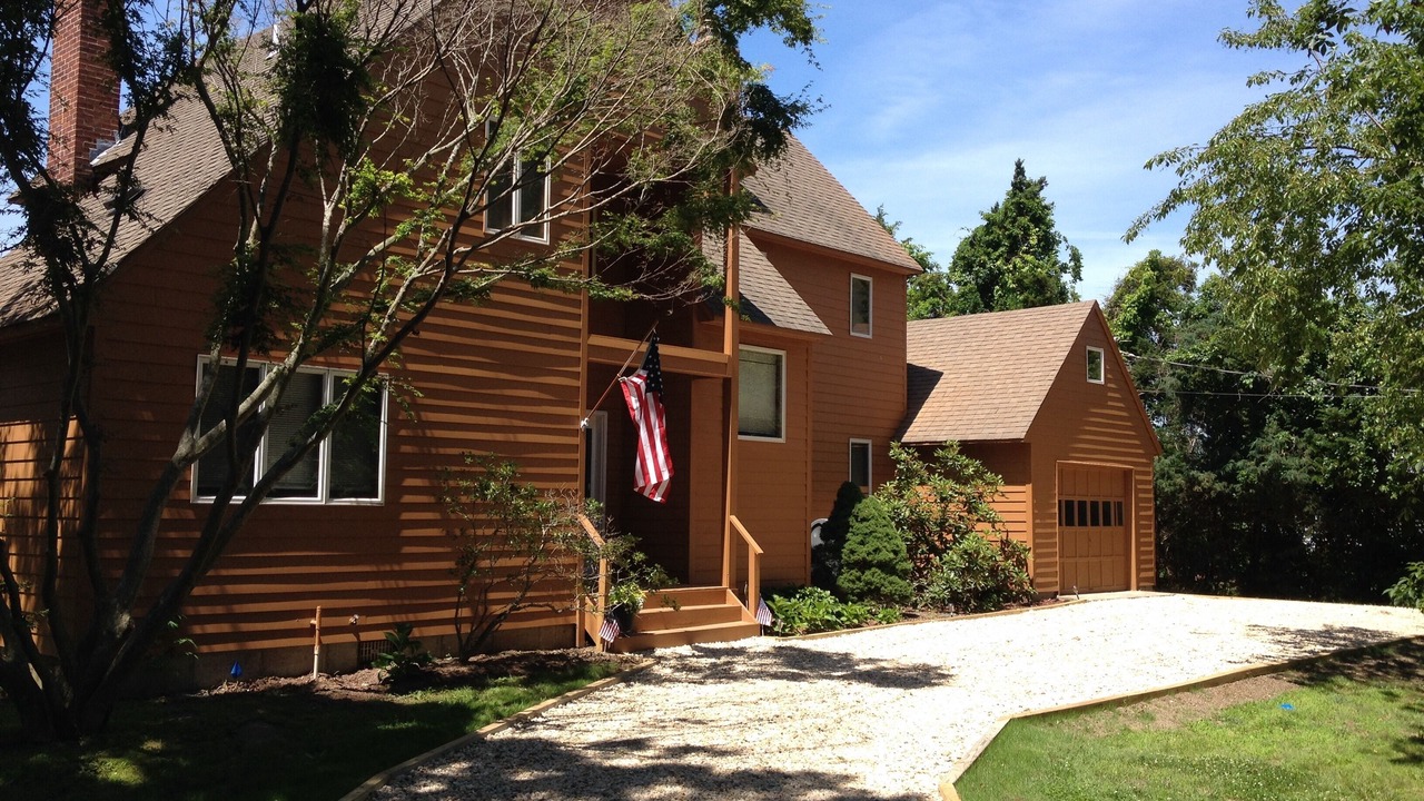 Photo of Others in Aquebogue