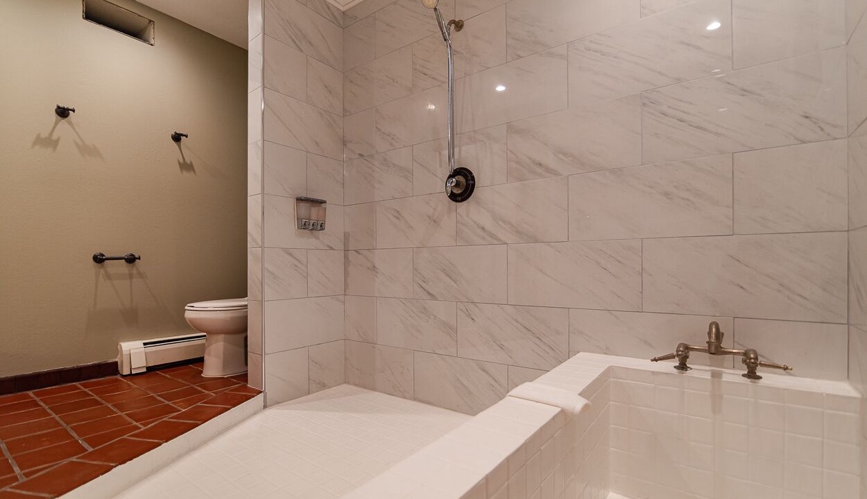 Photo of Bathroom in Albuquerque
