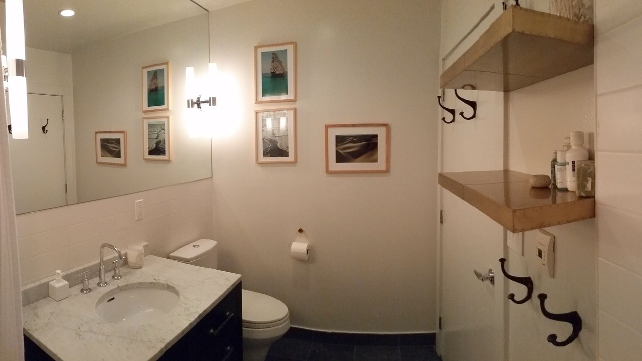 Photo of Bathroom in Downtown Brooklyn