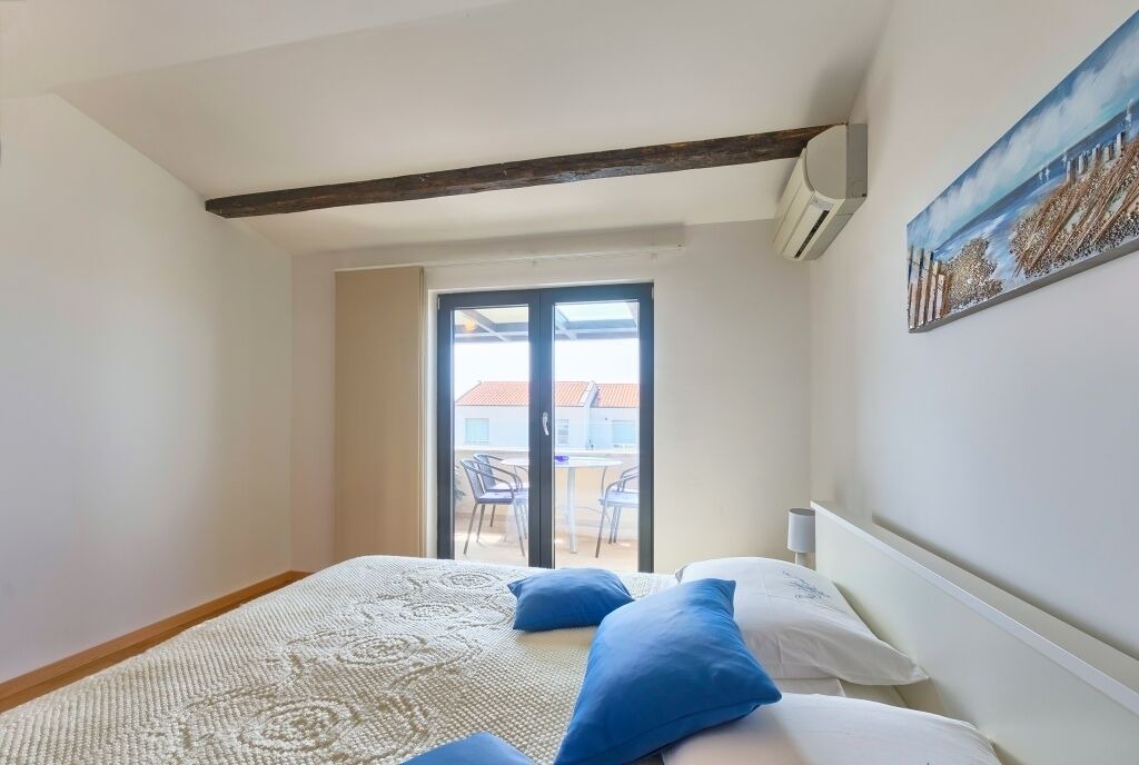 Photo of Bedroom in Stinjan