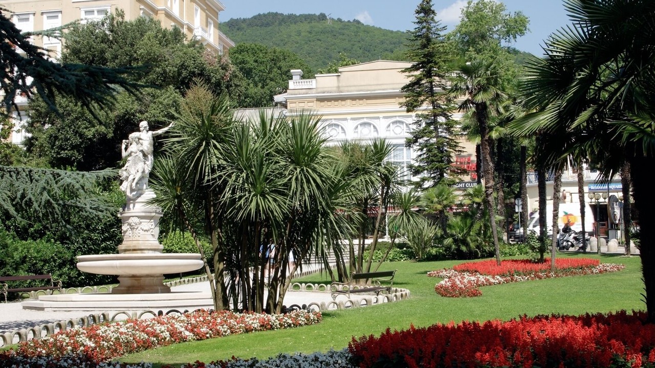 Photo of Outdoor in Ika