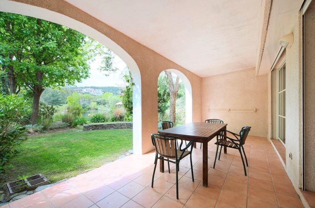 Photo of Patio Balcony in Les Restanques